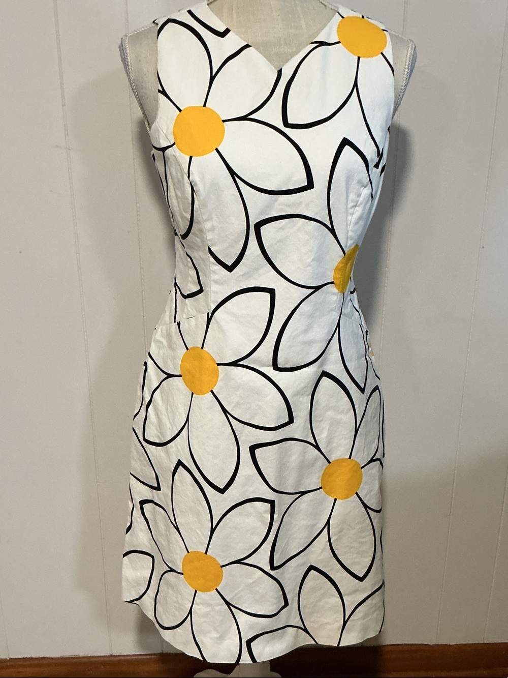 Talbots White Sleeveless Dress with Yellow & Black Daisy Print